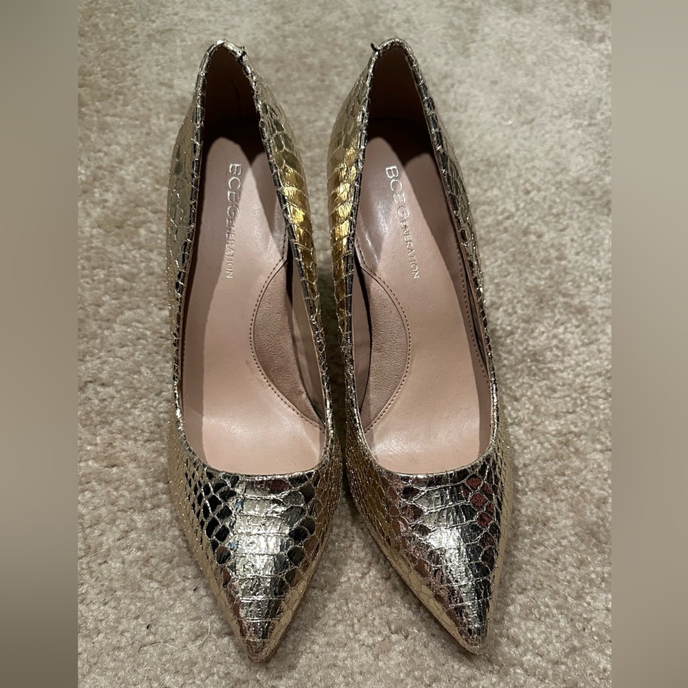 BCBGeneration Women's Gold Textured Heels